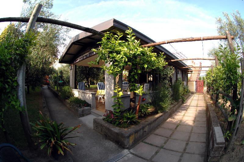 Green Paradise Affittacamere SantʼAgata sui Due Golfi Exterior foto
