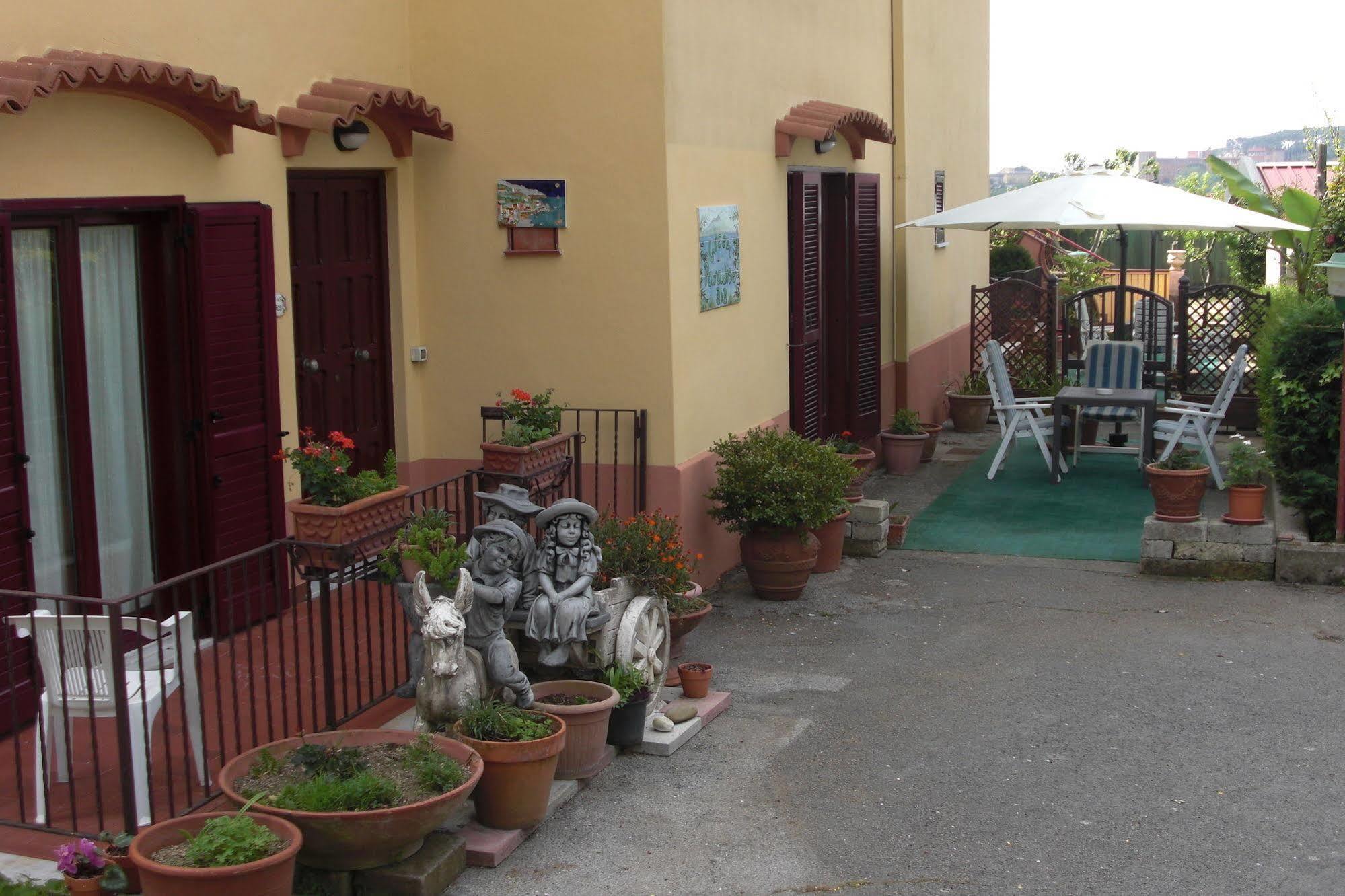 Green Paradise Affittacamere SantʼAgata sui Due Golfi Exterior foto