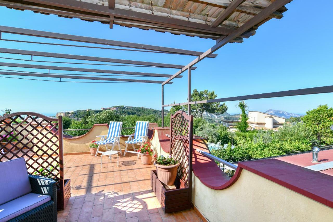 Green Paradise Affittacamere SantʼAgata sui Due Golfi Exterior foto